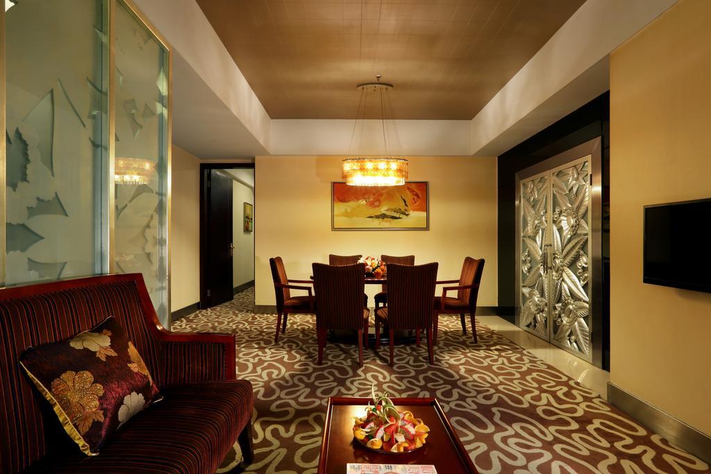 Shenzhen Caa Holy Sun Hotel, Luohu Railway Station Buitenkant foto