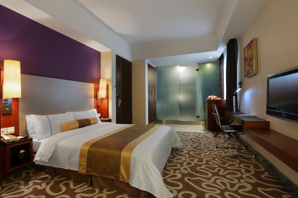 Shenzhen Caa Holy Sun Hotel, Luohu Railway Station Buitenkant foto