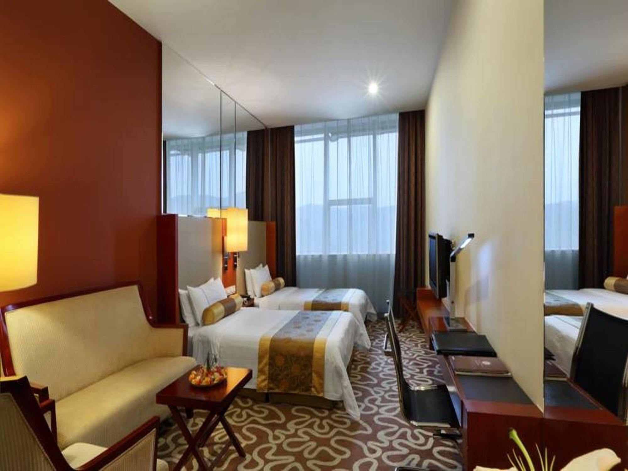 Shenzhen Caa Holy Sun Hotel, Luohu Railway Station Buitenkant foto