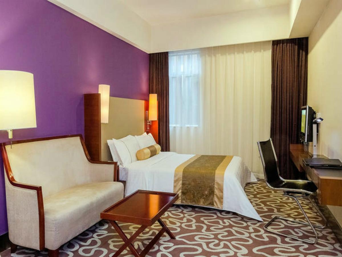 Shenzhen Caa Holy Sun Hotel, Luohu Railway Station Buitenkant foto