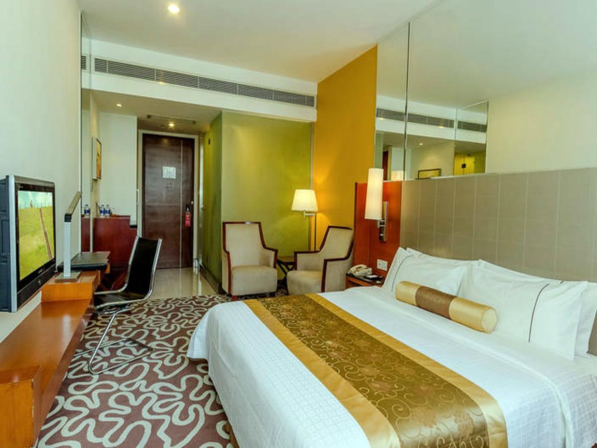 Shenzhen Caa Holy Sun Hotel, Luohu Railway Station Buitenkant foto